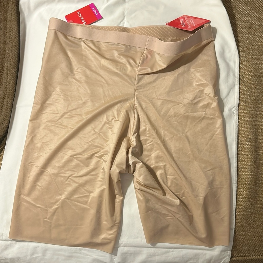 Spanx thinstincts 2.0, mid thigh, color champagne beige